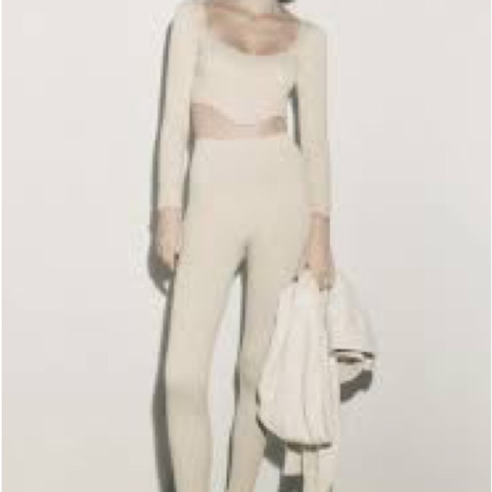 Zara limitless contour top